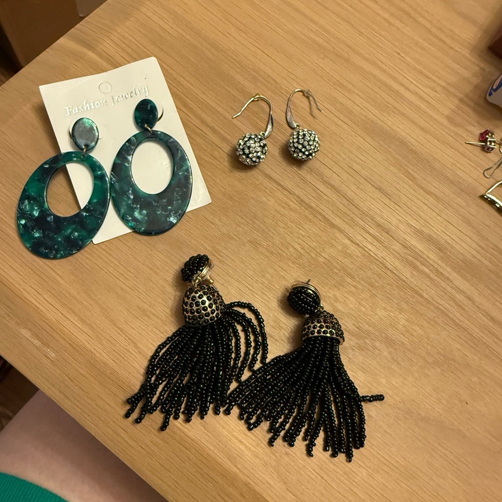 BaubleBar Teal and Black Earring Set